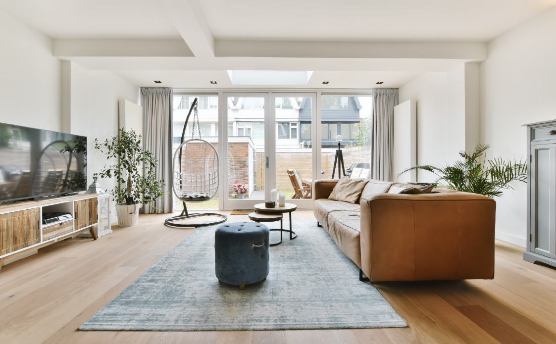 株式会社ディスカバリー